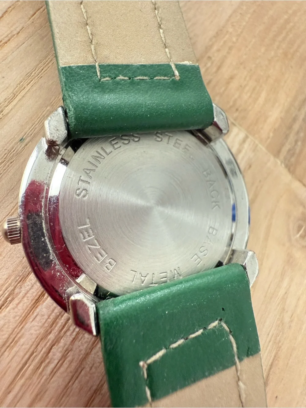 Unbranded Christmas Santa at the beach watch NEW BATTERY
